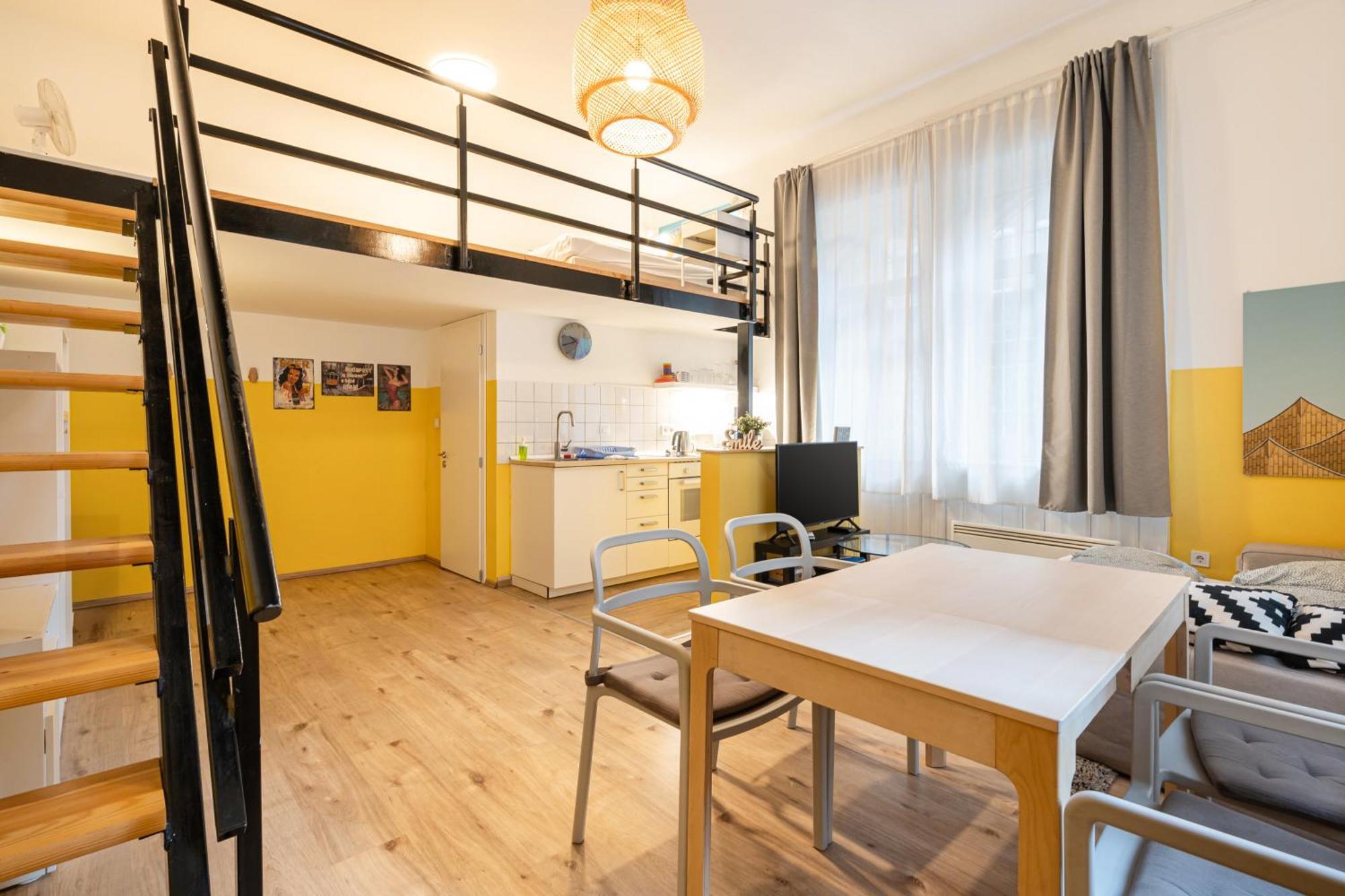 Charming Studio In The Heart Of The Jewish Quarter W41 Yellow Appartement Boedapest Buitenkant foto